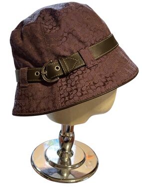 Coach Purple Tonal Signature Bucket Hat with Buckle Trim VINTAGE NWT